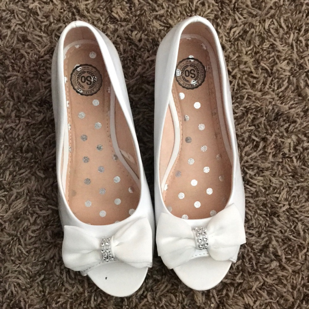 White girls dress shoes